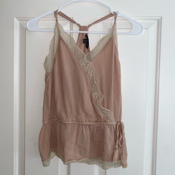 American Eagle Outfitters Tops - Dusty Rose Pink Lace Trim Tank Top